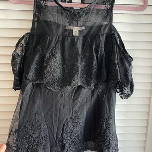 Peekaboo Shoulder Lace Top